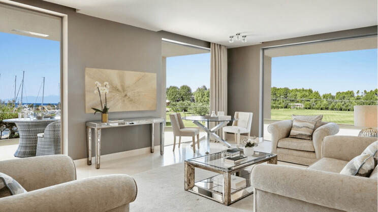 Three Bedroom Family Suite with Balcony